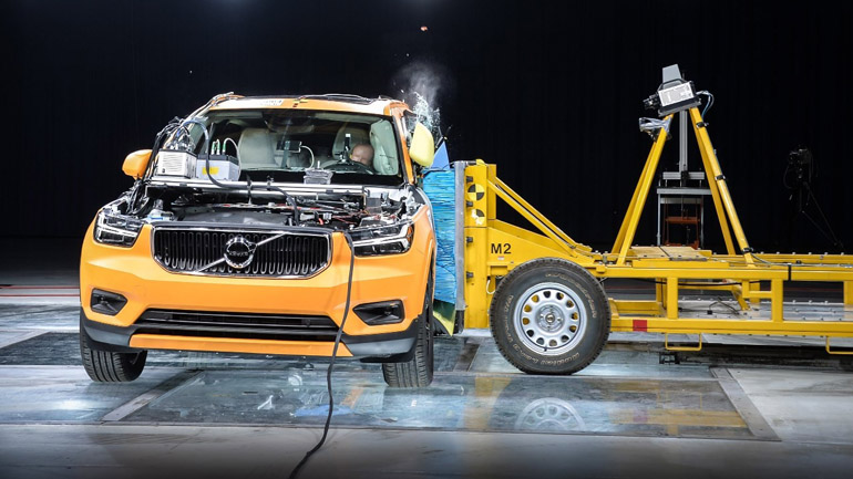 Το διαλύουν για να δείξουν πόσο ασφαλές είναι! Το διαλύουν για να δείξουν πόσο ασφαλές είναι!