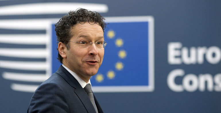 «Οι ελληνικές τράπεζες είναι σε πολύ καλύτερη κατάσταση από ό,τι τα προηγούμενα χρόνια. Επίσης, κοιτάζοντας γενικότερα την οικονομία αν αντιμετωπιστεί το πρόβλημα των κόκκινων δανείων δεν θα υπάρχει θέμα» δήλωσε ο πρόεδρος του Eurogroup Γερούν Ντάισελμπλουμ