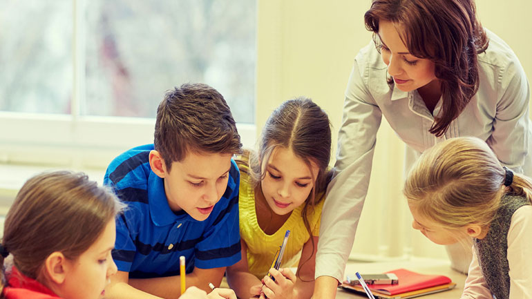 Το 84% των μαθητών του δημοτικού στην Ε.Ε. μαθαίνει τουλάχιστον μία ξένη γλώσσα