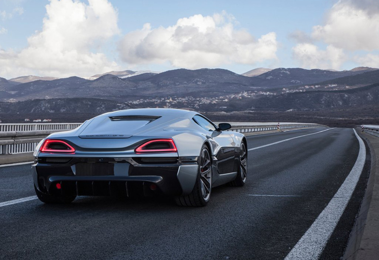 Η σχεδίαση του ηλεκτρικού μοντέλου είναι... διαστημική!