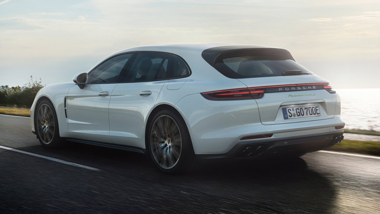 Υβριδική Porsche Panamera με 680 ίππους