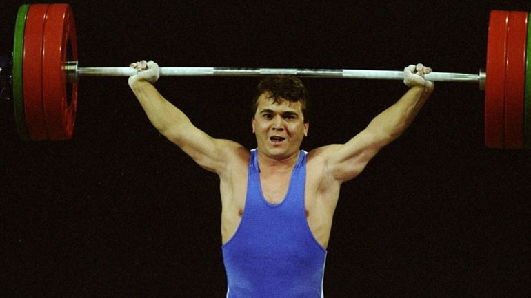 Παλεύει για να κρατηθεί στη ζωή ο Ναΐμ Σουλεϊμάνογλου Παλεύει για να κρατηθεί στη ζωή ο Ναΐμ Σουλεϊμάνογλου