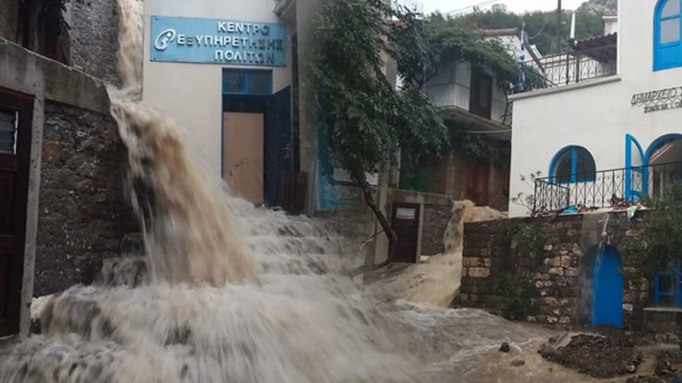 Θεομηνία με τόνους λάσπης στη Σαμοθράκη