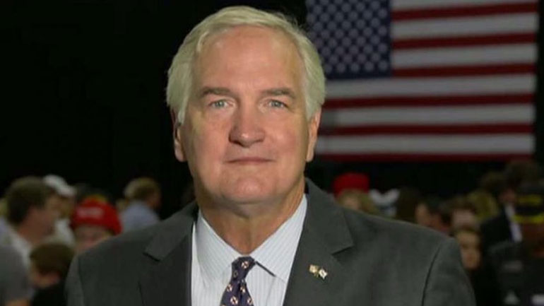 ΗΠΑ: Ο Ρόι Μουρ θα είναι ο υποψήφιος των Ρεπουμπλικάνων στην Αλαμπάμα για μία έδρα στη Γερουσία το 2018