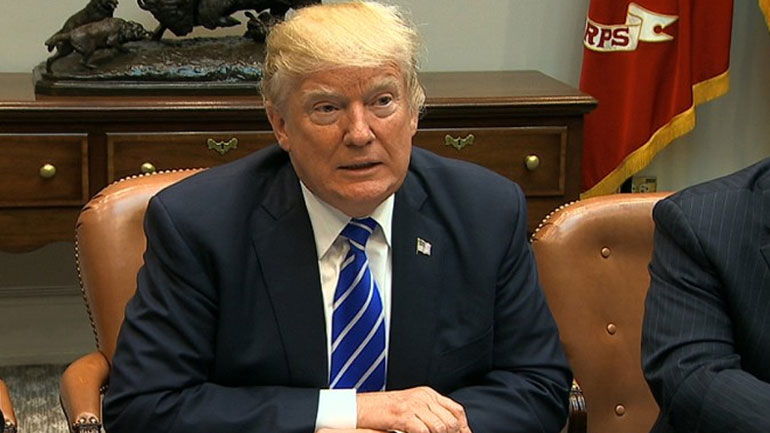 Ο Τραμπ προτρέπει την Ευρωπαϊκή Ένωση να επιβάλει κυρώσεις στο καθεστώς Μαδούρο