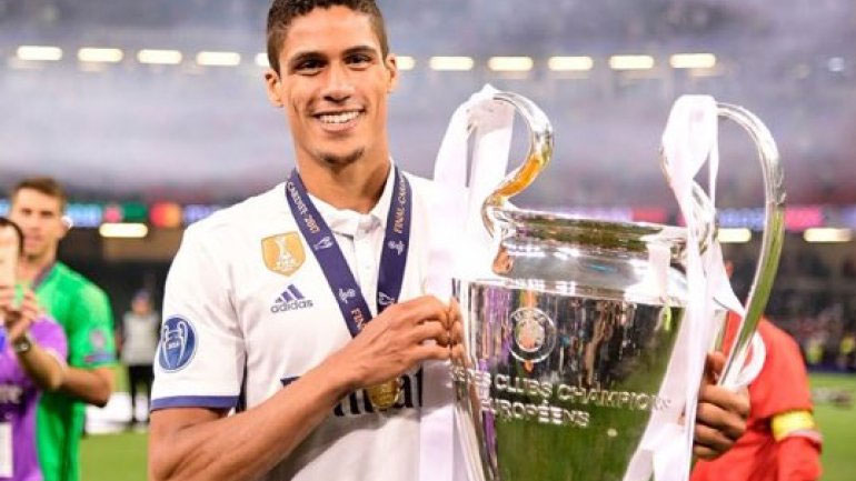 Ρεάλ: Ανανέωσε και ο Βαράν