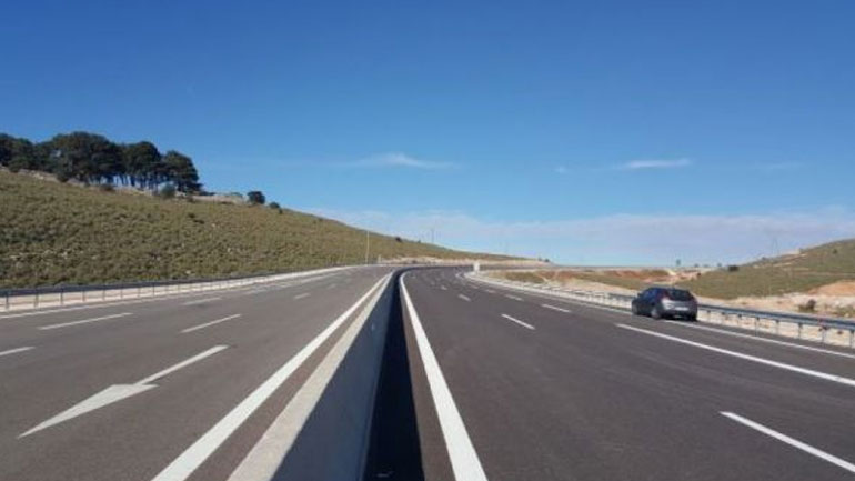 Διακοπή της κυκλοφορίας μέχρι αύριο στο τμήμα Αντίρριο-Μεσολόγγι της Ιόνιας Οδού