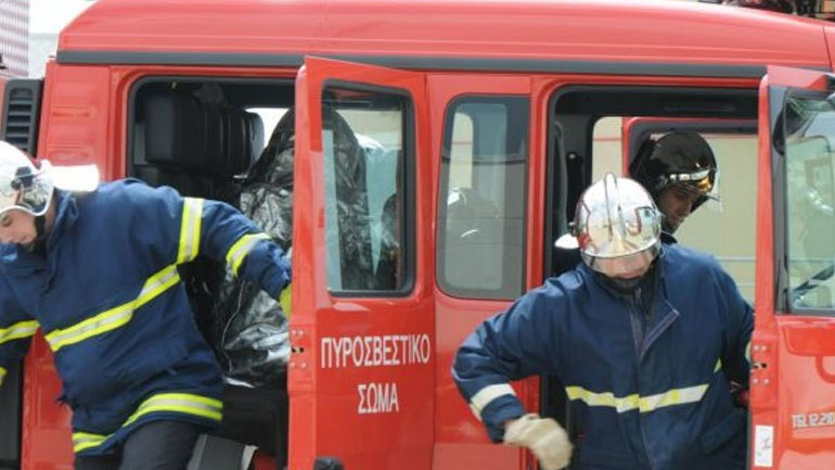 Σε εξέλιξη φωτιά σε βιομηχανία στο Κιλκίς