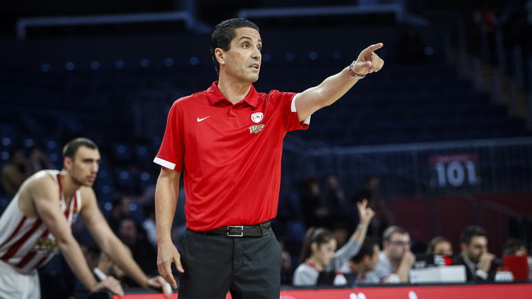 «Πρέπει να βελτιώσουμε πρώτα από όλα τη νοοτροπία μας»