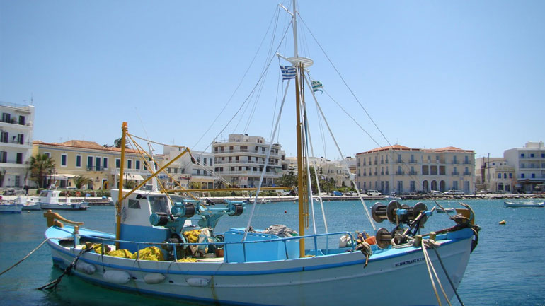 Στοιχεία της ΕΛΣΤΑΤ για την αλιεία: Σε 14.975 ο αριθμός των αλιευτικών σκαφών