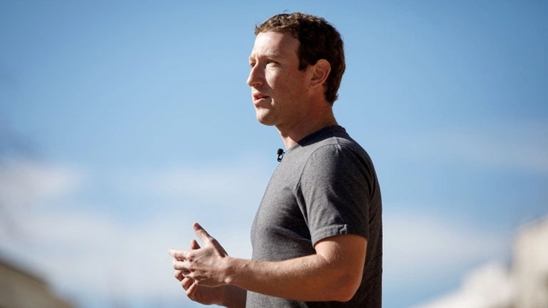 O Ζούκερμπεργκ διαψεύδει τον Τραμπ