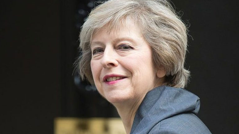 Μέι: Το Λονδίνο είναι αφοσιωμένο στην ασφάλεια του ευρωπαϊκού μπλοκ