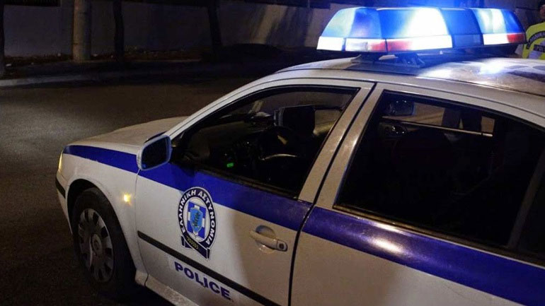 Ένοπλοι έκλεψαν υπηρεσιακό όχημα της Ασφάλειας Ένοπλοι έκλεψαν υπηρεσιακό όχημα της Ασφάλειας