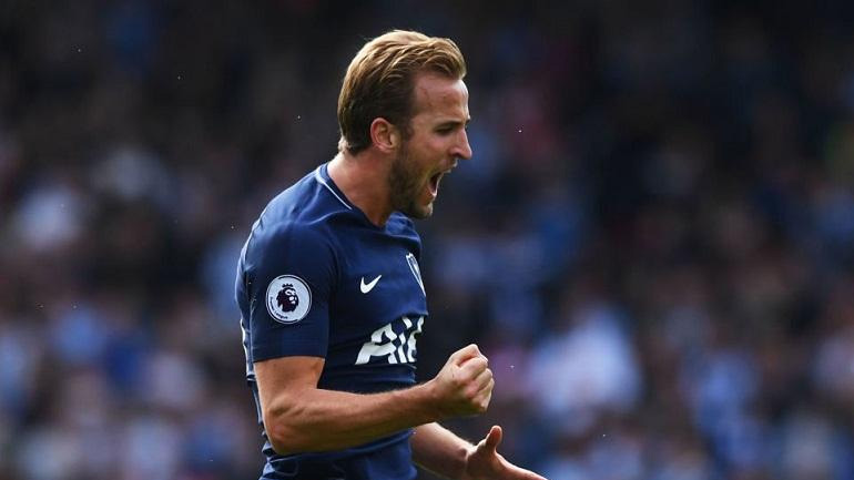 «Φωτιά» η Τότεναμ, 4-0 τη Χάντερσφιλντ