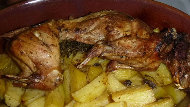 Κουνέλι λεμονάτο – Ελαφρύ πιάτο, με ωραίο άρωμα..