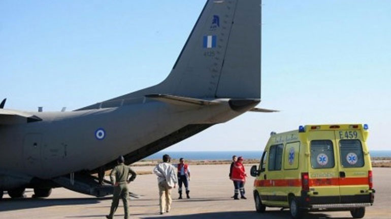 Αερογέφυρα σωτηρίας από Μύκονο και Σαντορίνη προς Κρήτη για πέντε άτομα