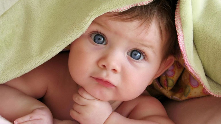 Πώς θα καταλάβετε ότι το μωρό σας νυστάζει