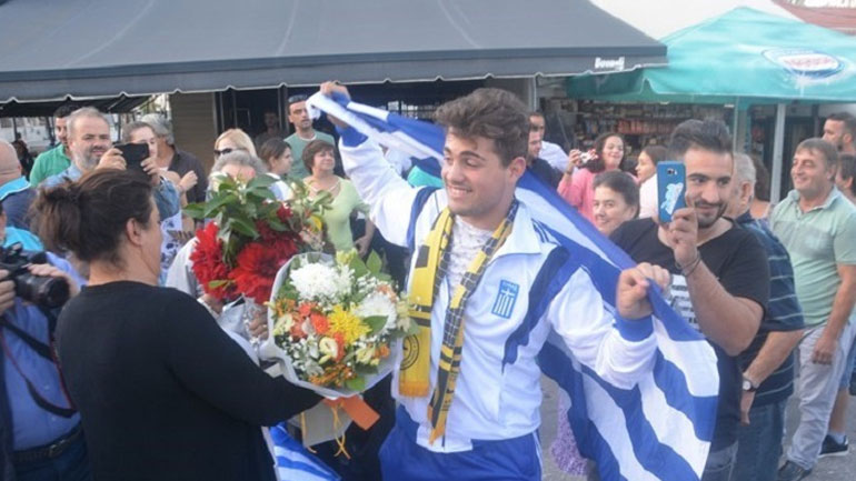 Υποδοχή ήρωα για τον Βαγγέλη Γαλιατσάτο στο Αργοστόλι