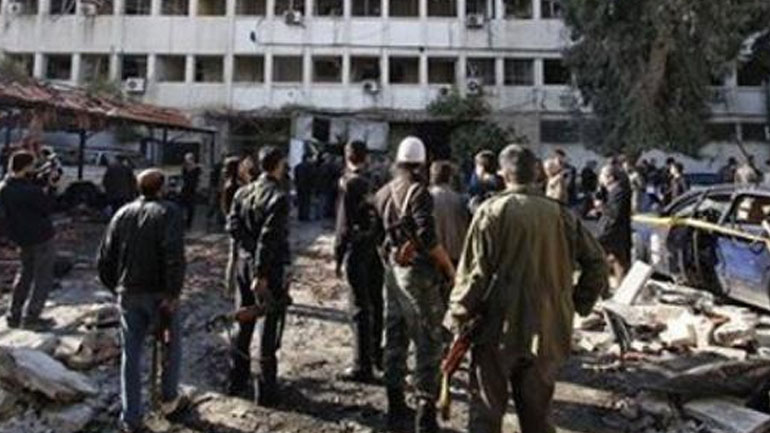 Τουλάχιστον 16 νεκροί σε επίθεση βομβιστών καμικάζι στη Δαμασκό