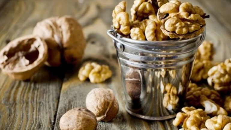 Κι όμως, τα καρύδια μάς φτιάχνουν τη διάθεση!