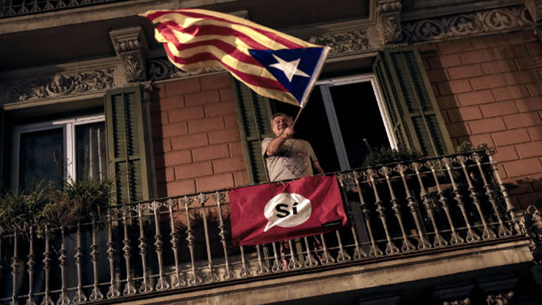 Εκατομμύρια ψηφοδέλτια του δημοψηφίσματος για την ανεξαρτησία της Καταλονίας εκτυπώθηκαν στη Γαλλία