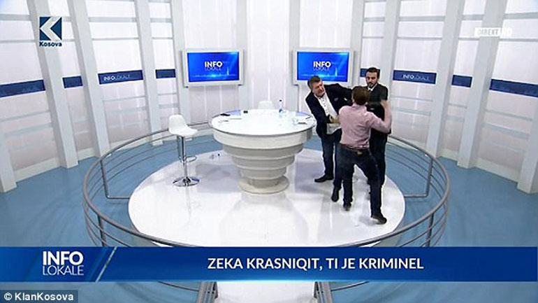 Κόσοβο: Μπουνιές μεταξύ πολιτικών ζωντανά σε τηλεοπτική εκπομπή
