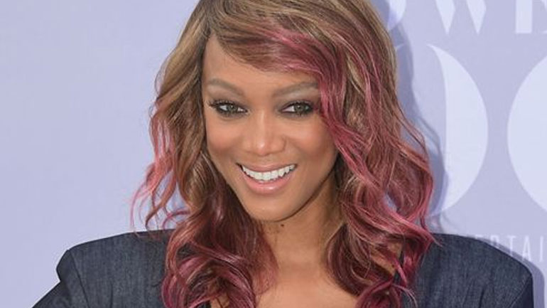 Νέος χωρισμός στο Hollywood! Τίτλοι τέλους στη σχέση της Τyra Banks και του Erik Asla Νέος χωρισμός στο Hollywood! Τίτλοι τέλους στη σχέση της Τyra Banks και του Erik Asla