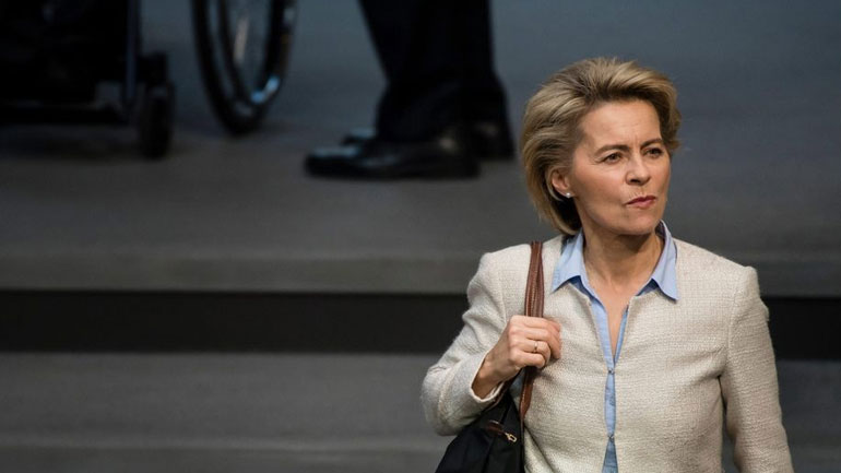 Στην Κύπρο σήμερα η υπουργός Άμυνας της Γερμανίας