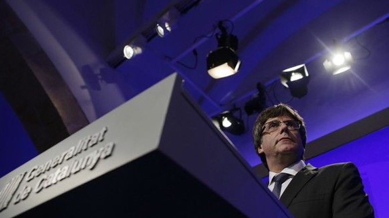 Διώκεται ο αρχηγός της καταλανικής αστυνομίας – Εν αναμονή σημαντικής ανακοίνωσης Πουτζντεμόν