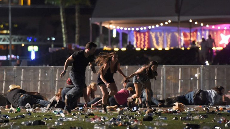 FBI: Δεν υπάρχει κανένα στοιχείο που να καταδεικνύει ότι το μακελειό στο Λας Βέγκας συνδέεται με την τρομοκρατία