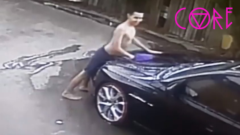 Ζήτησε να του πλύνει το αυτοκίνητο…