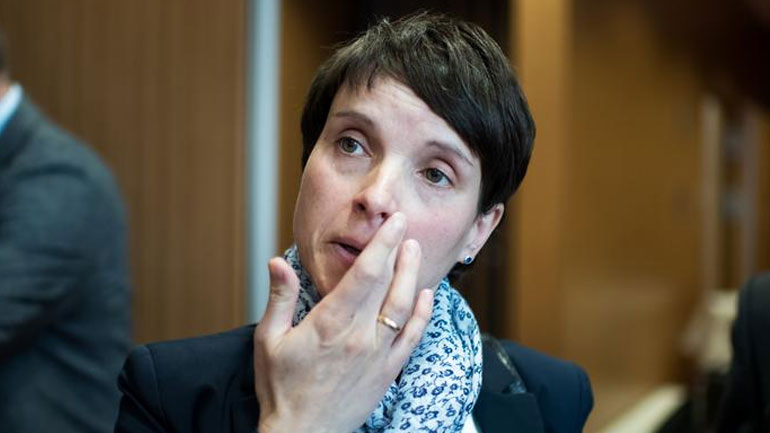 Η πρώην πρόεδρος του AfD κατηγορείται για ψευδορκία