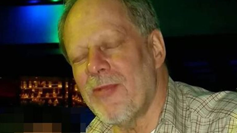 Ο δράστης της επίθεσης στο Λας Βέγκας είχε κλείστει σε δωμάτιο ξενοδοχείου στο Σικάγο κατά τη διάρκεια φεστιβάλ μουσικής