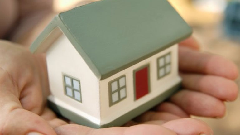 Η Ένωση Περιφερειών Ελλάδας ζητεί νομοθετικό πλαίσιο προστασίας της πρώτης κατοικίας