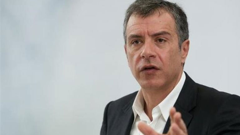 Για όλα τα θέματα απάντησε ο Στ. Θεοδωράκης στον ηλεκτρονικό διάλογο μέσω Twitter