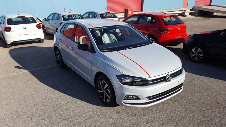 Αυτά είναι τα πρώτα VW Polo 6ης γενιάς που ήρθαν στην Ελλάδα και βρίσκονται (προς το παρόν) στα logistics της εταιρείας