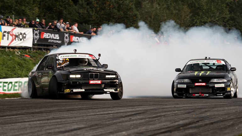 Βουλιάζουν… οι Σέρρες από 20.000 τρελαμένους οπαδούς του drift!