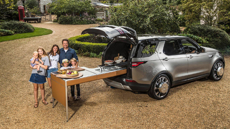 Διάσημος σεφ απέκτησε αυτοκίνητο με κουζίνα! Διάσημος σεφ απέκτησε αυτοκίνητο με κουζίνα!