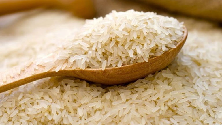 Φυσική μάσκα ομορφιάς με ρύζι για την πρόληψη των ρυτίδων