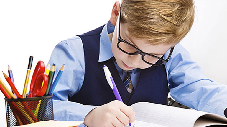 Η καλή όραση του παιδιού απαραίτητη προϋπόθεση για καλές επιδόσεις στα θρανία