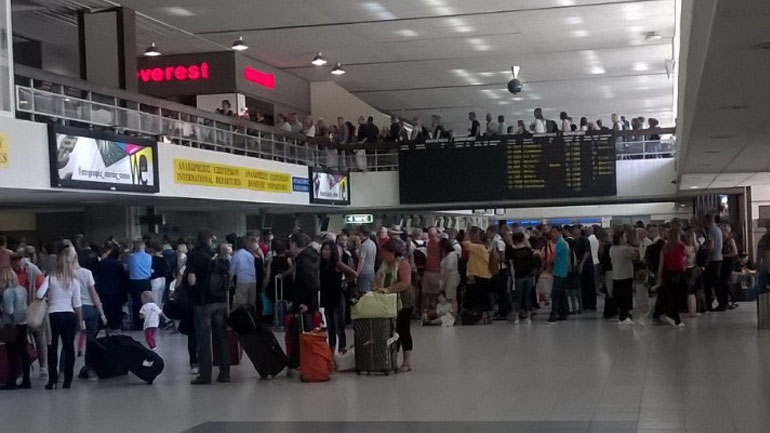 Μειώνονται οι ώρες λειτουργίας των αεροδρομίων Ρόδου και Κω