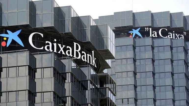 Ισπανία: Η Caixabank μεταφέρει την εταιρική της έδρα εκτός Καταλονίας