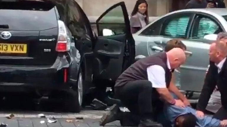 Σκότλαντ Γιαρντ: Τροχαίο ατύχημα το συμβάν στο Λονδίνο