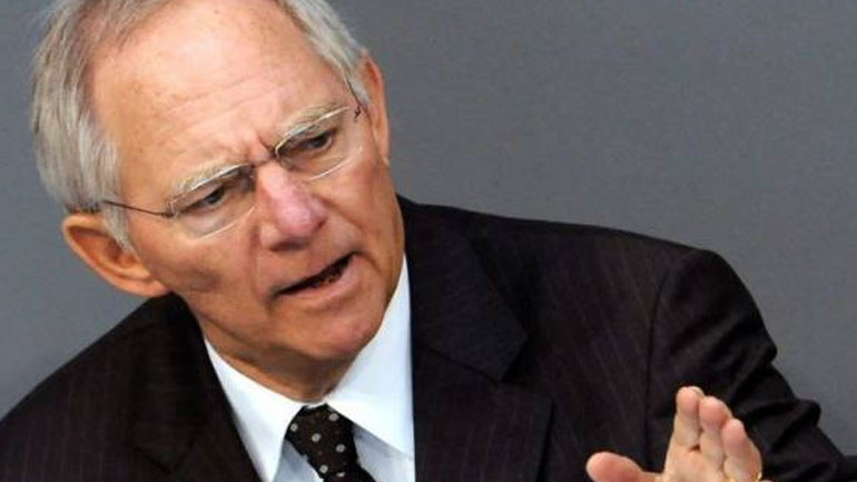 Στον σωστό δρόμο βλέπει την οικονομία της Ελλάδας ο Σόιμπλε