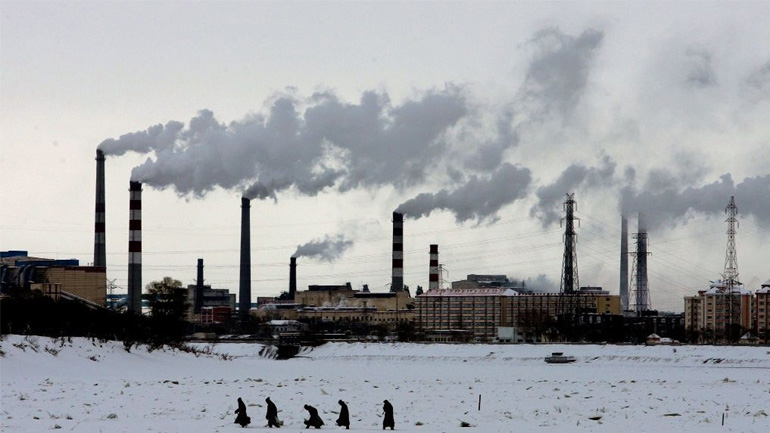 Το Χειμώνα διασχίζουν το ποτάμι με τα πόδια