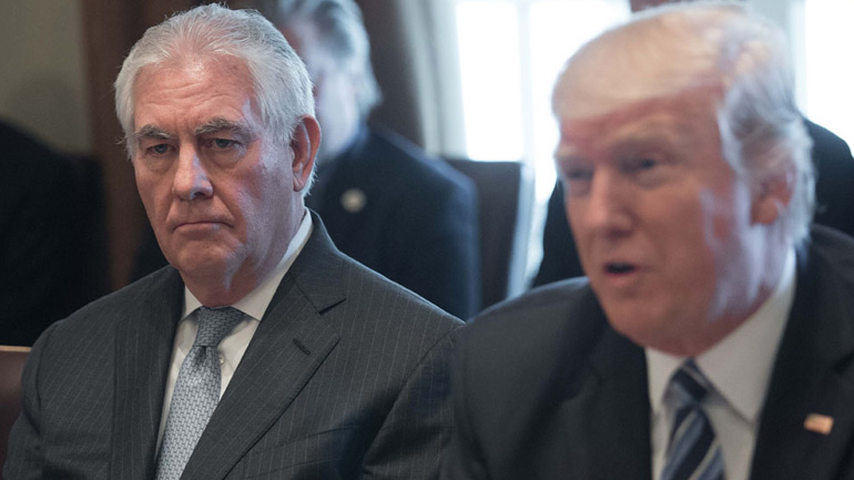 ΗΠΑ: Ο Τραμπ δηλώνει ότι ο ΥΠΕΞ Τίλερσον θα όφειλε να είναι πιο σκληρός