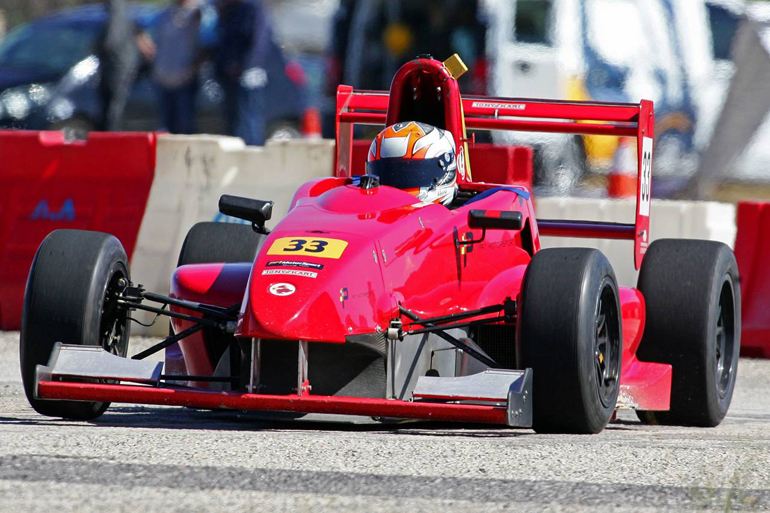 Ο Χάρης Βακιρτζόγλου κέρδισε τον πρώτο αγώνα στην κατηγορία Formula