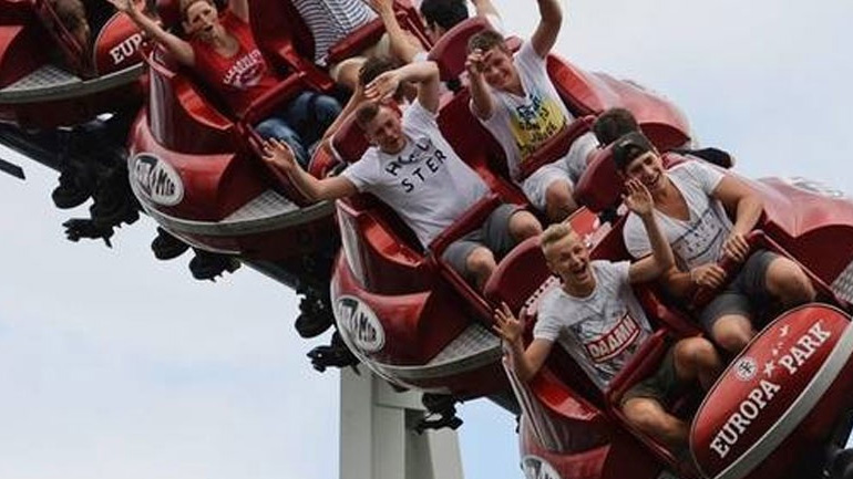 Έχεις πέτρες στα νεφρά; Ανέβα στο τρενάκι του λούνα-παρκ!