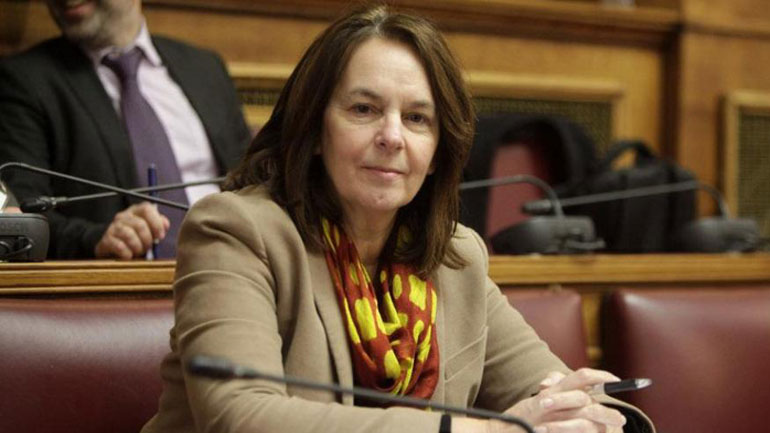 Την κατάργηση του Ειδικού Φόρου Κατανάλωσης στο κρασί επεξεργάζεται η κυβέρνηση