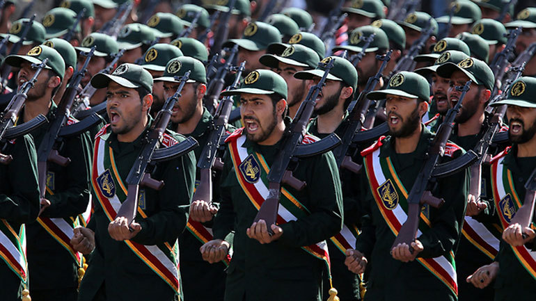 Ιράν: «Όλες οι επιλογές είναι στο τραπέζι, αν οι ΗΠΑ χαρακτηρίσουν τρομοκρατική οργάνωση τους Φρουρούς της Επανάστασης»